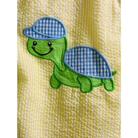 Yellow Seersucker Baby Turtle Romper from Lil Cactus 3-6 Months EUC - Picture 5 of 6
